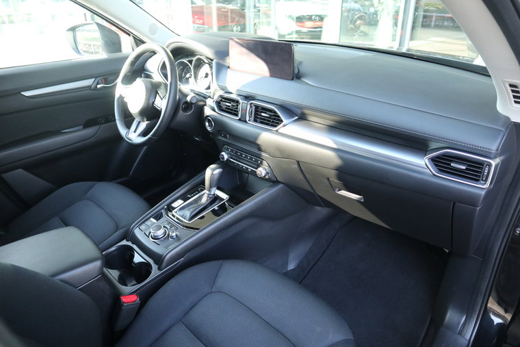 Vehicle Image 35