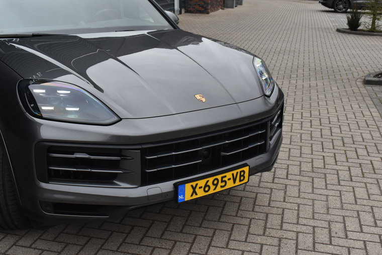 Vehicle Image 36