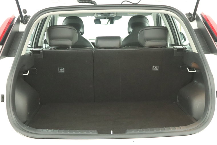 Vehicle Image 37