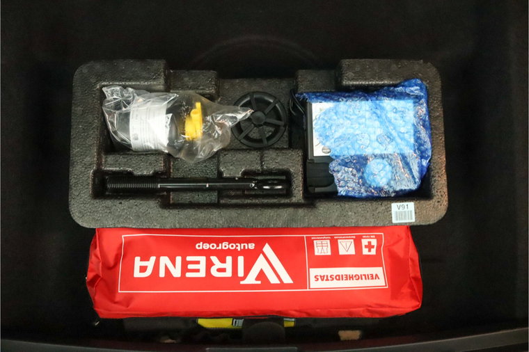 Vehicle Image 39