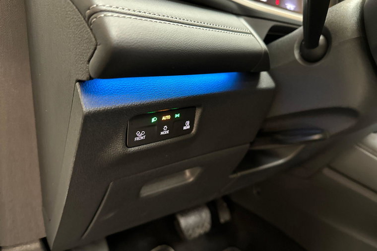 Vehicle Image 19