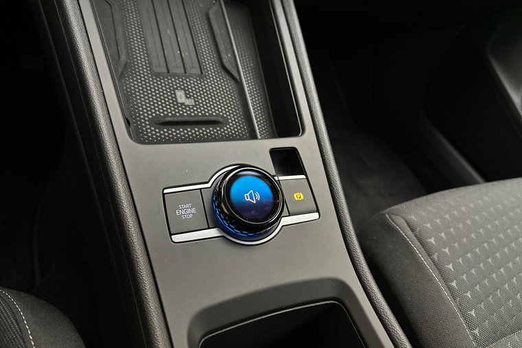 Vehicle Image 31
