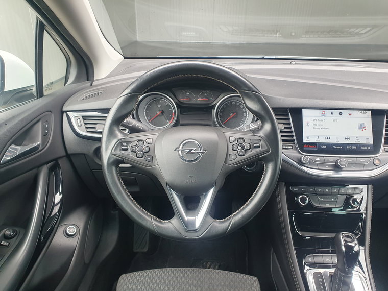 Vehicle Image 17