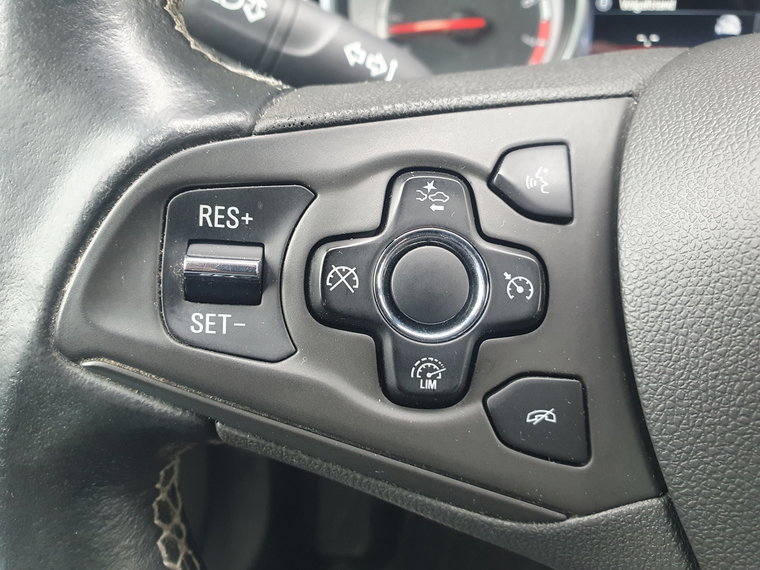Vehicle Image 39