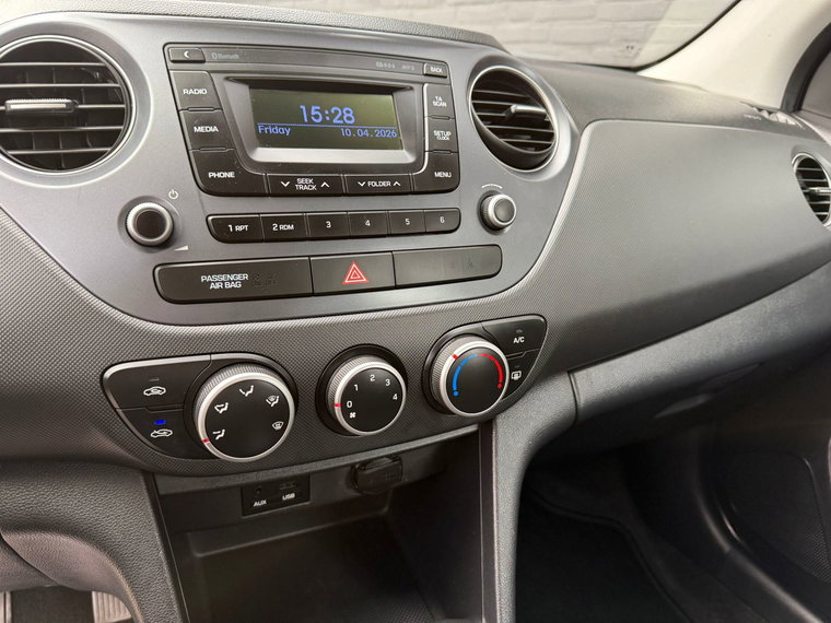 Vehicle Image 23