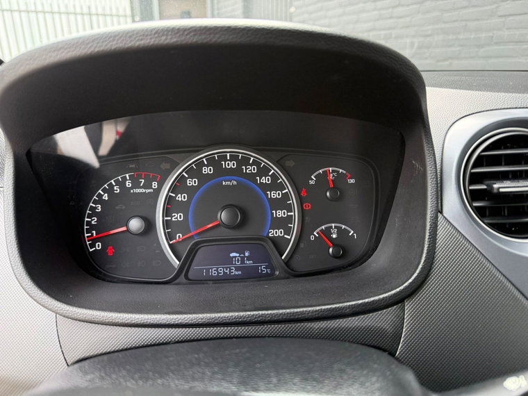 Vehicle Image 26