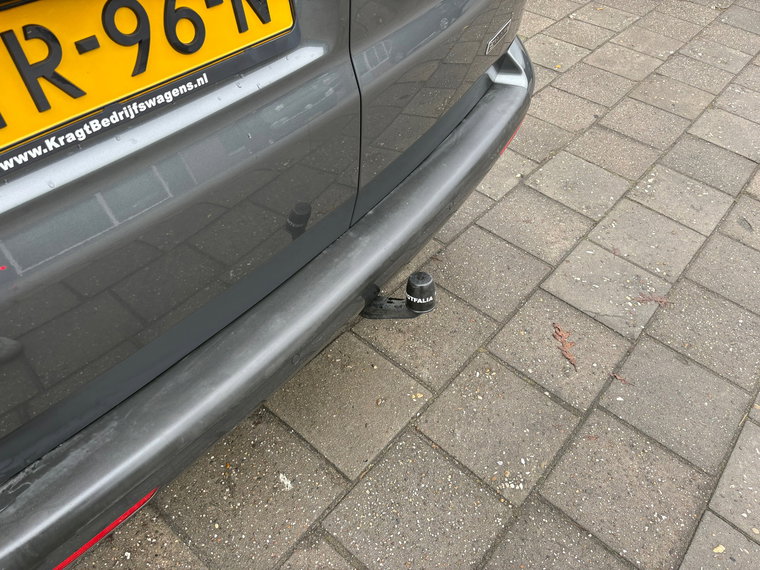 Vehicle Image 40