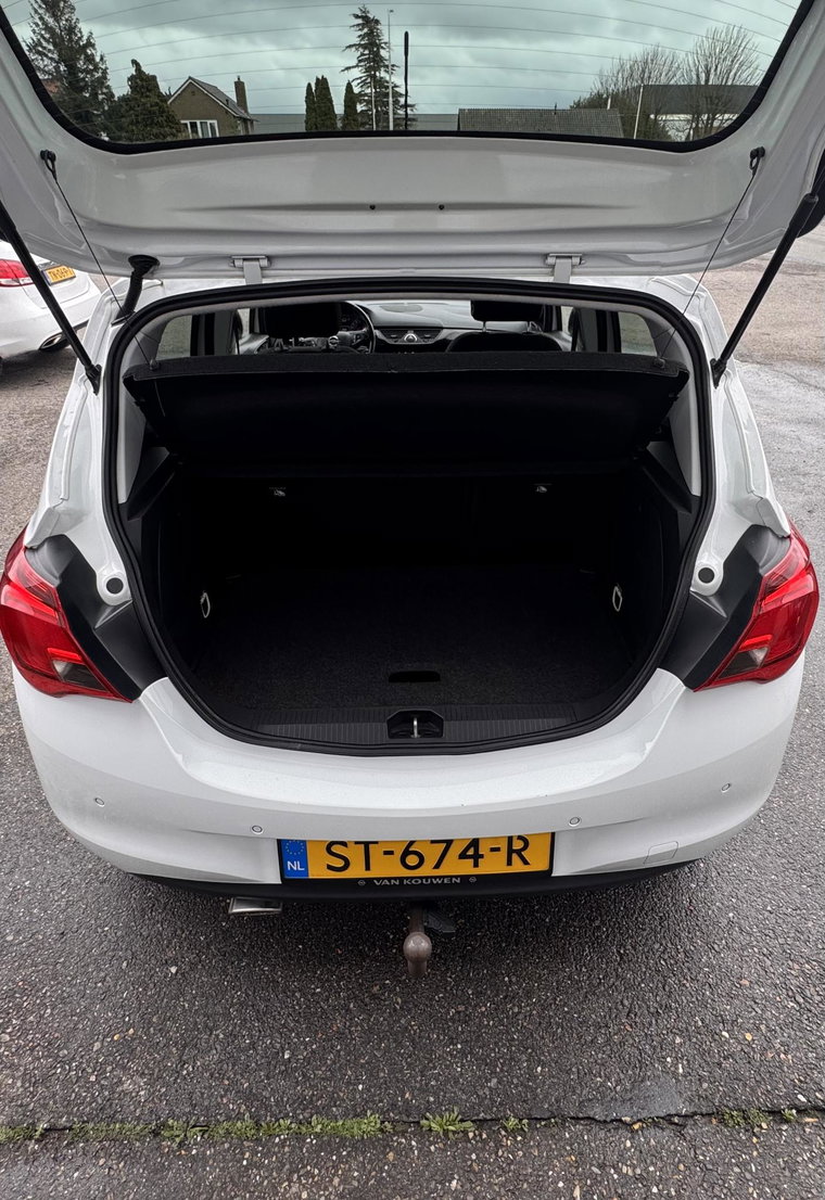 Vehicle Image 17