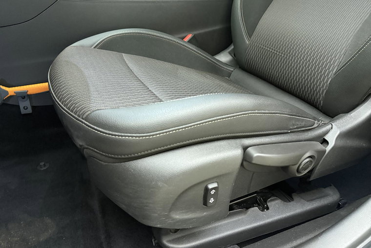 Vehicle Image 18