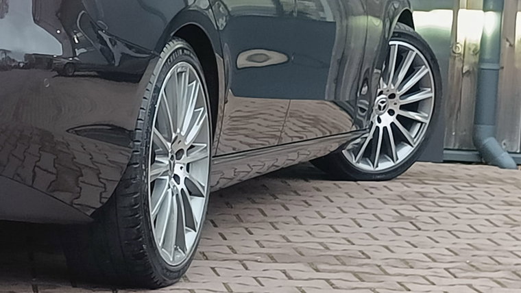Vehicle Image 33