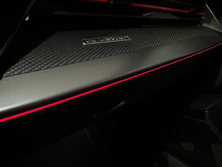 Vehicle Image 35
