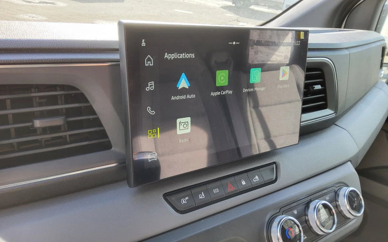 Vehicle Image 16