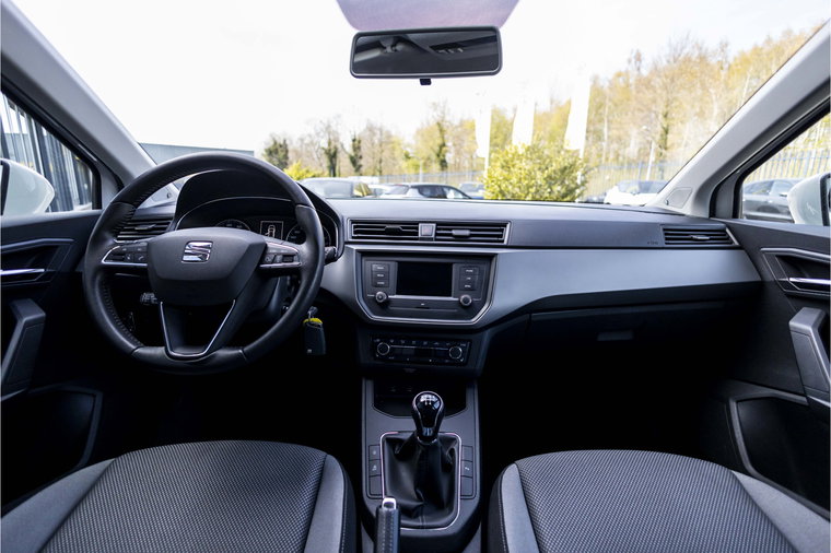 Vehicle Image 18