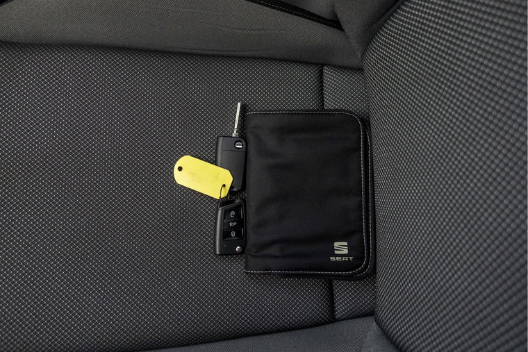 Vehicle Image 40