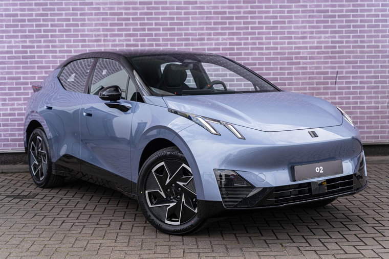 Vehicle Image 12