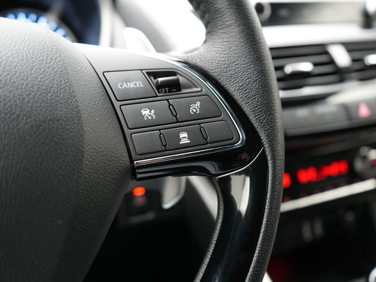 Vehicle Image 27