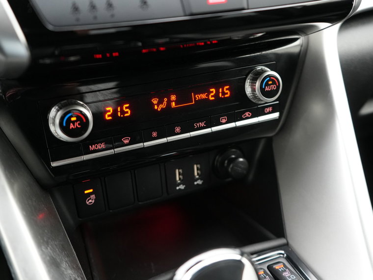 Vehicle Image 40