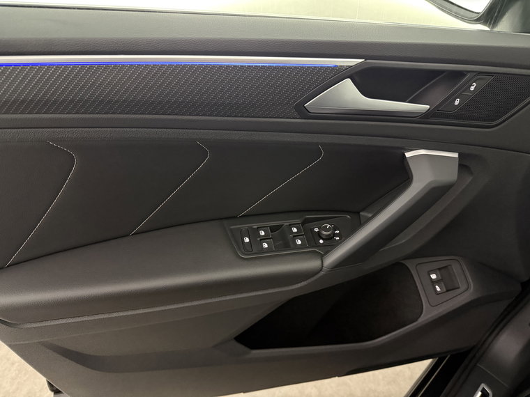 Vehicle Image 39