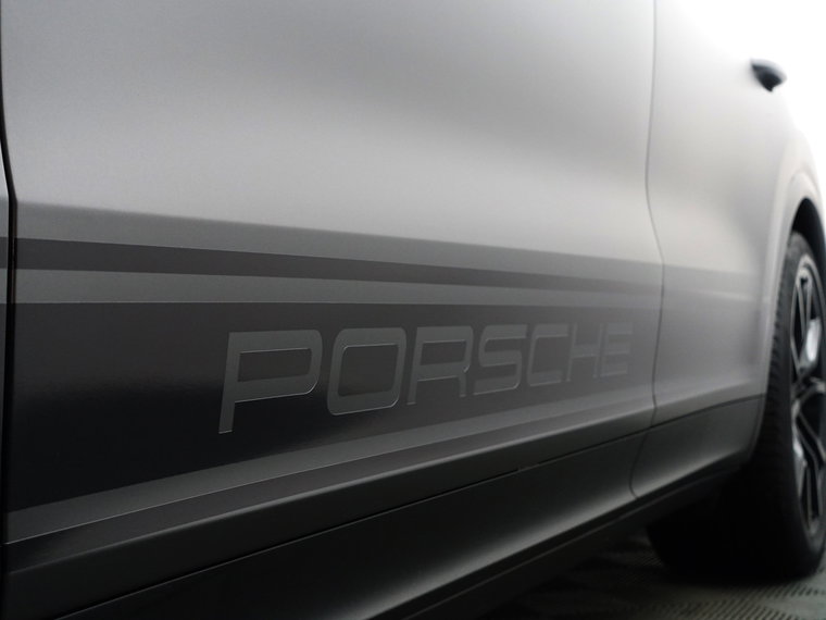 Vehicle Image 39