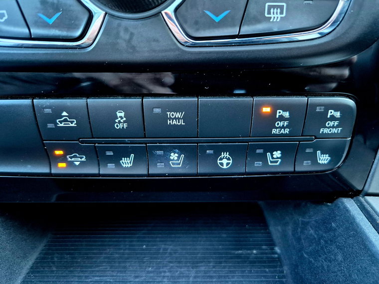 Vehicle Image 27