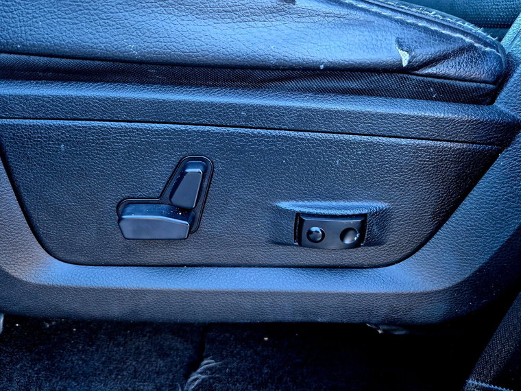 Vehicle Image 39