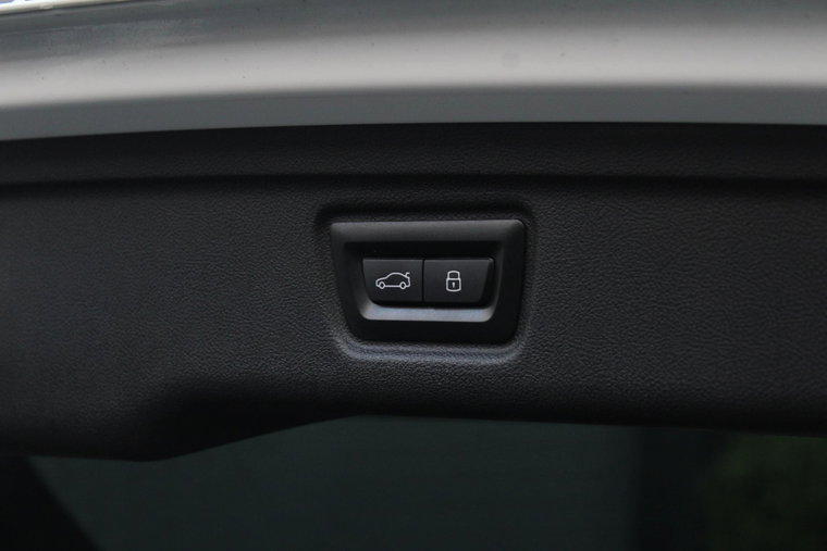 Vehicle Image 34