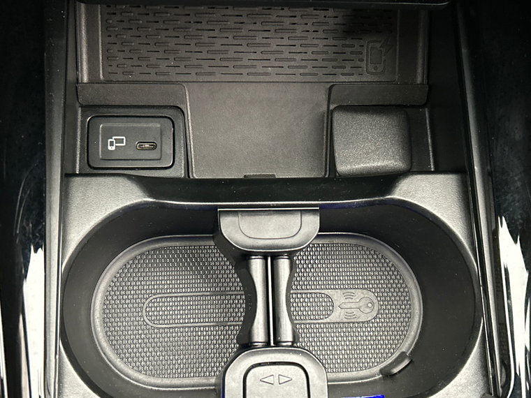 Vehicle Image 45