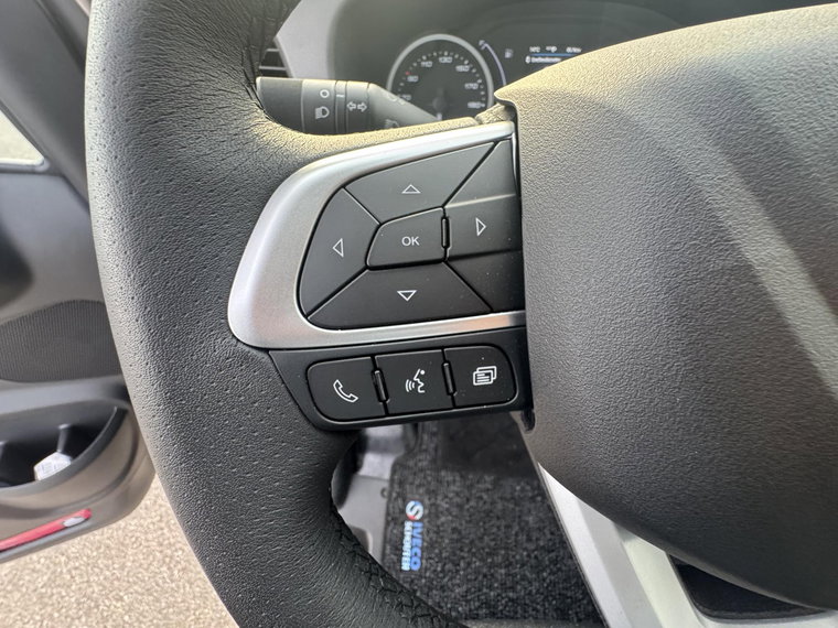 Vehicle Image 22
