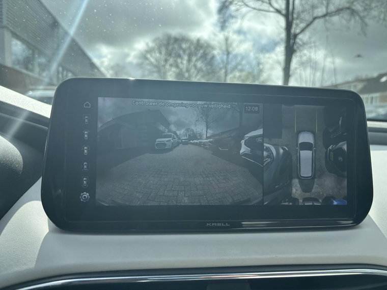 Vehicle Image 42