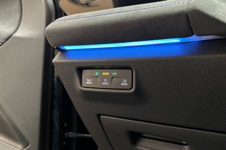 Vehicle Image 19
