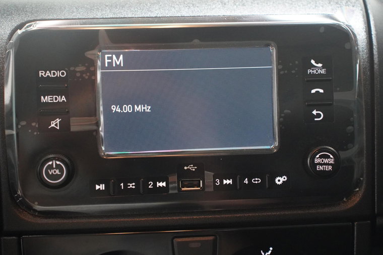 Vehicle Image 26