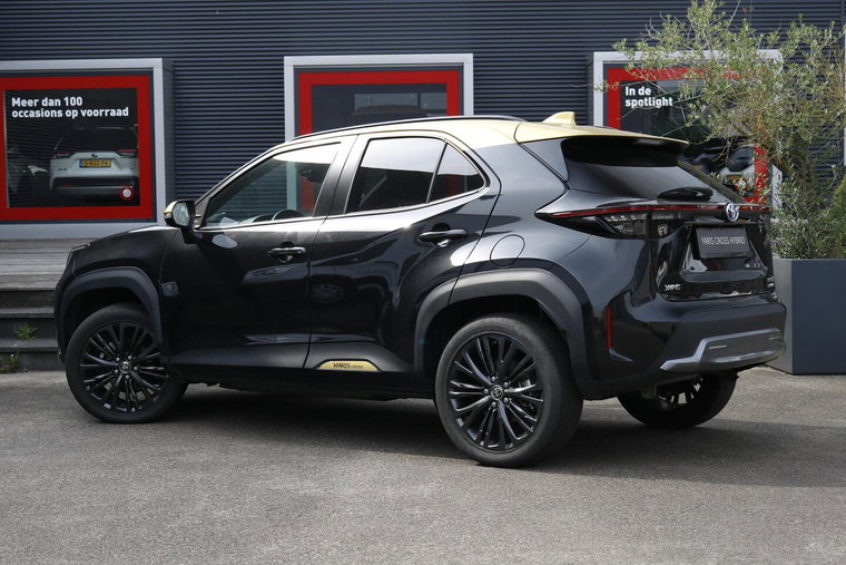 Vehicle Image 4