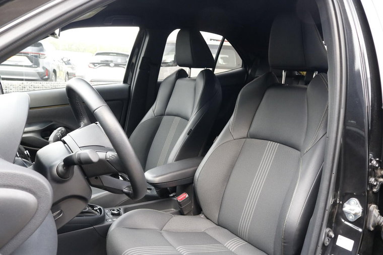 Vehicle Image 11