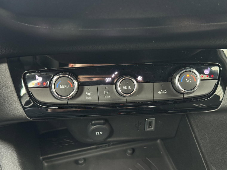 Vehicle Image 42