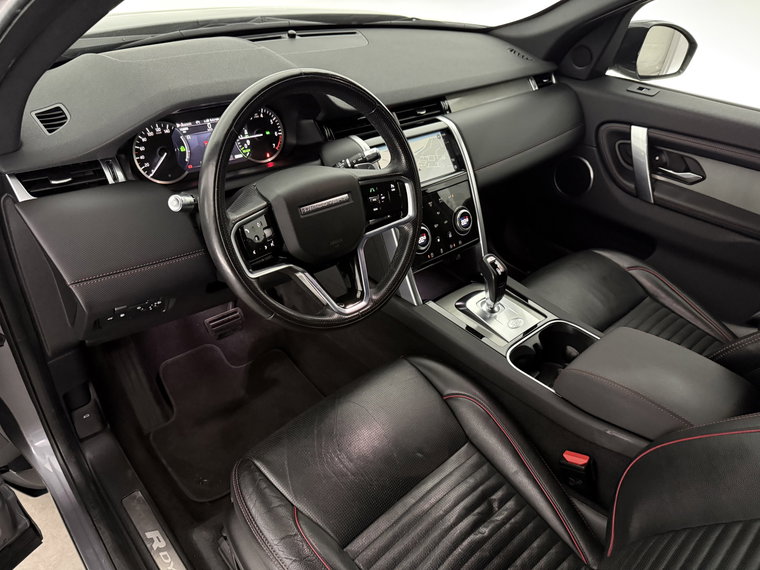 Vehicle Image 16