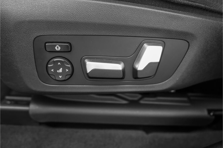 Vehicle Image 40