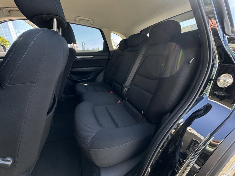 Vehicle Image 33