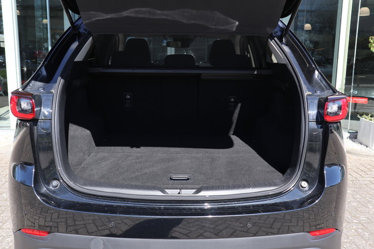 Vehicle Image 35