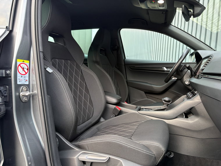 Vehicle Image 16