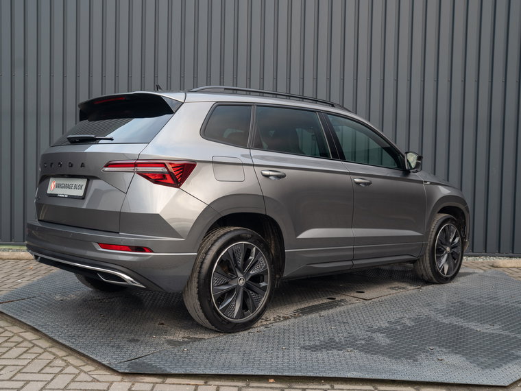 Vehicle Image 23
