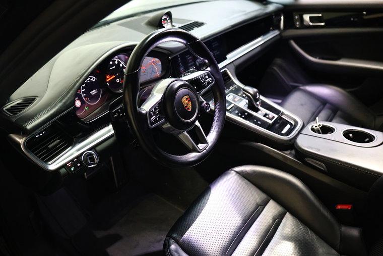 Vehicle Image 11
