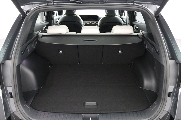 Vehicle Image 32