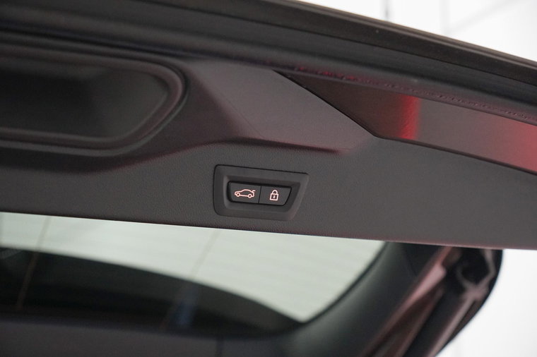 Vehicle Image 53