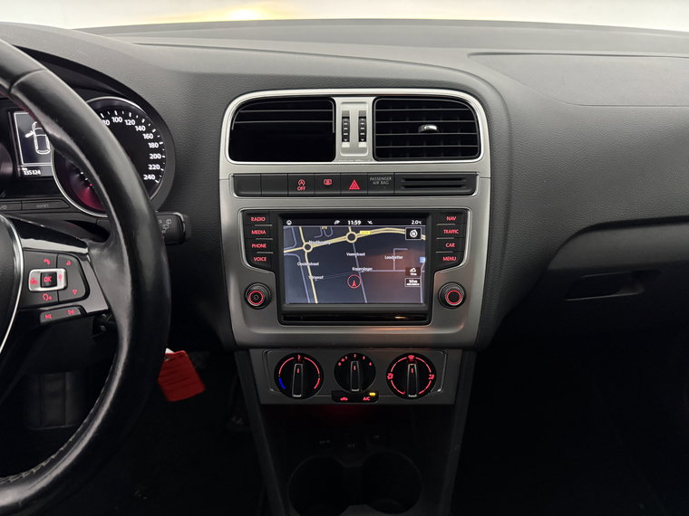 Vehicle Image 17