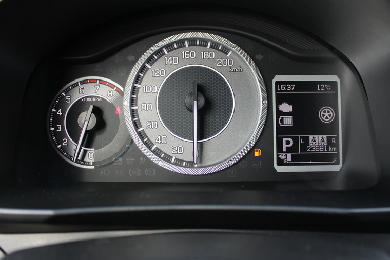 Vehicle Image 18