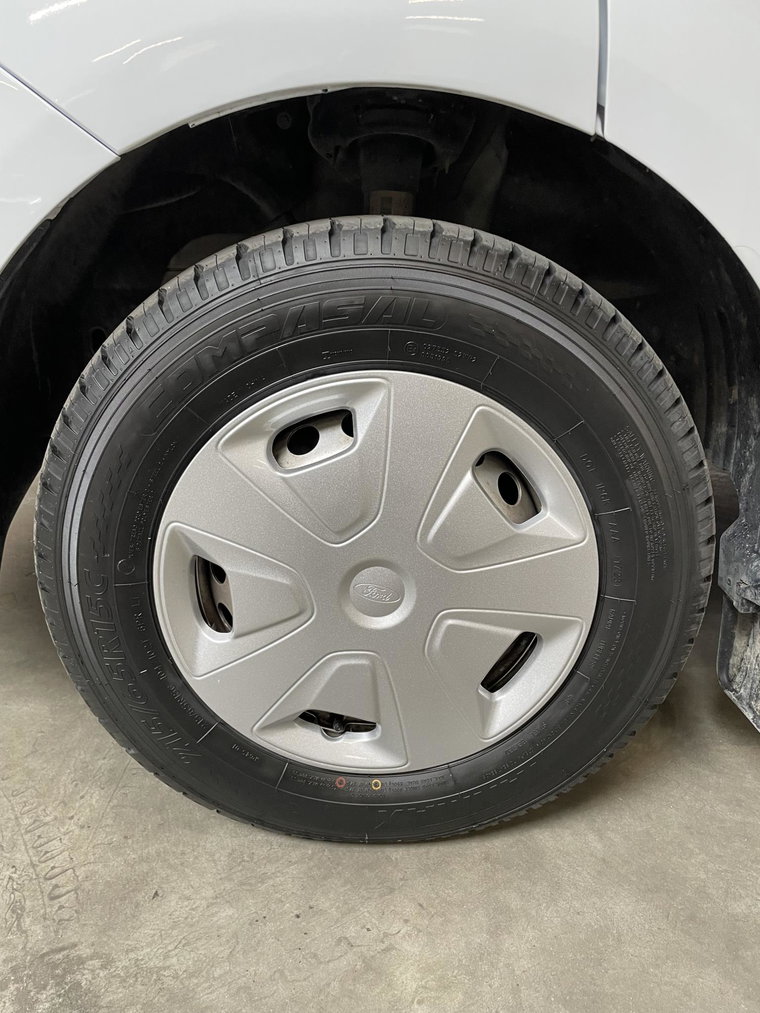 Vehicle Image 23