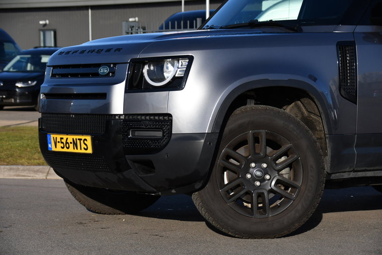 Vehicle Image 7