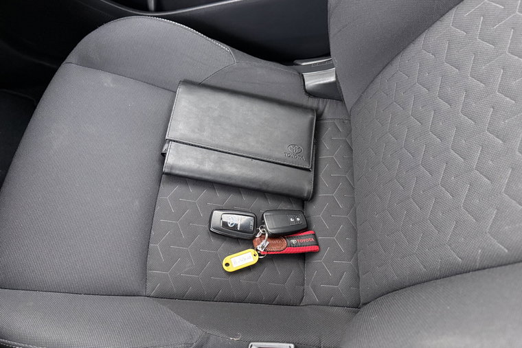 Vehicle Image 22