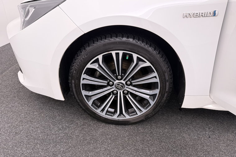 Vehicle Image 8
