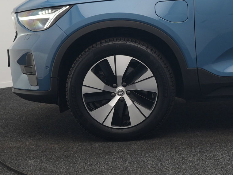 Vehicle Image 50